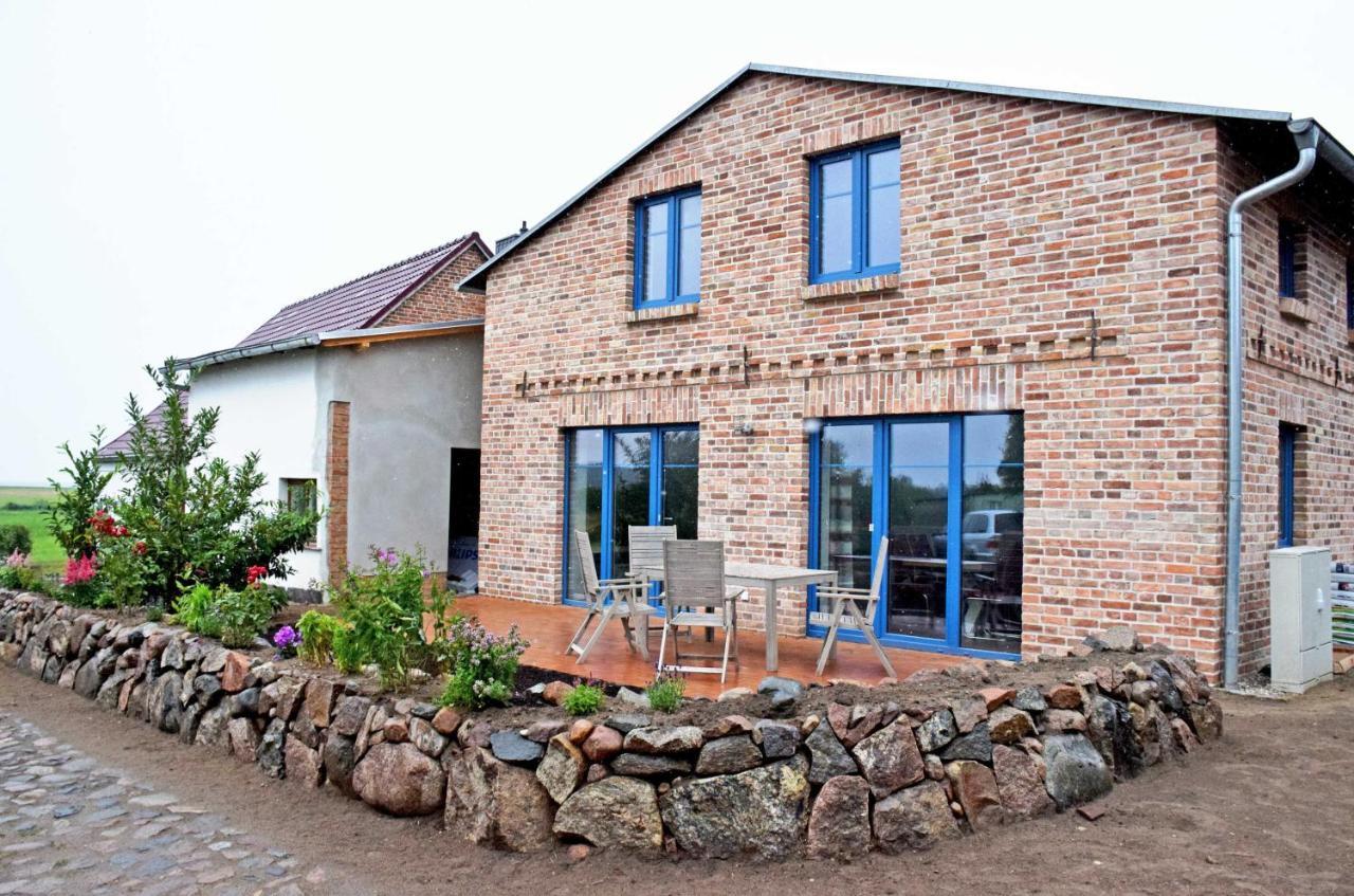 Ferienhaus Zum Boddenstrand Mit Ka Groß Zicker 外观 照片