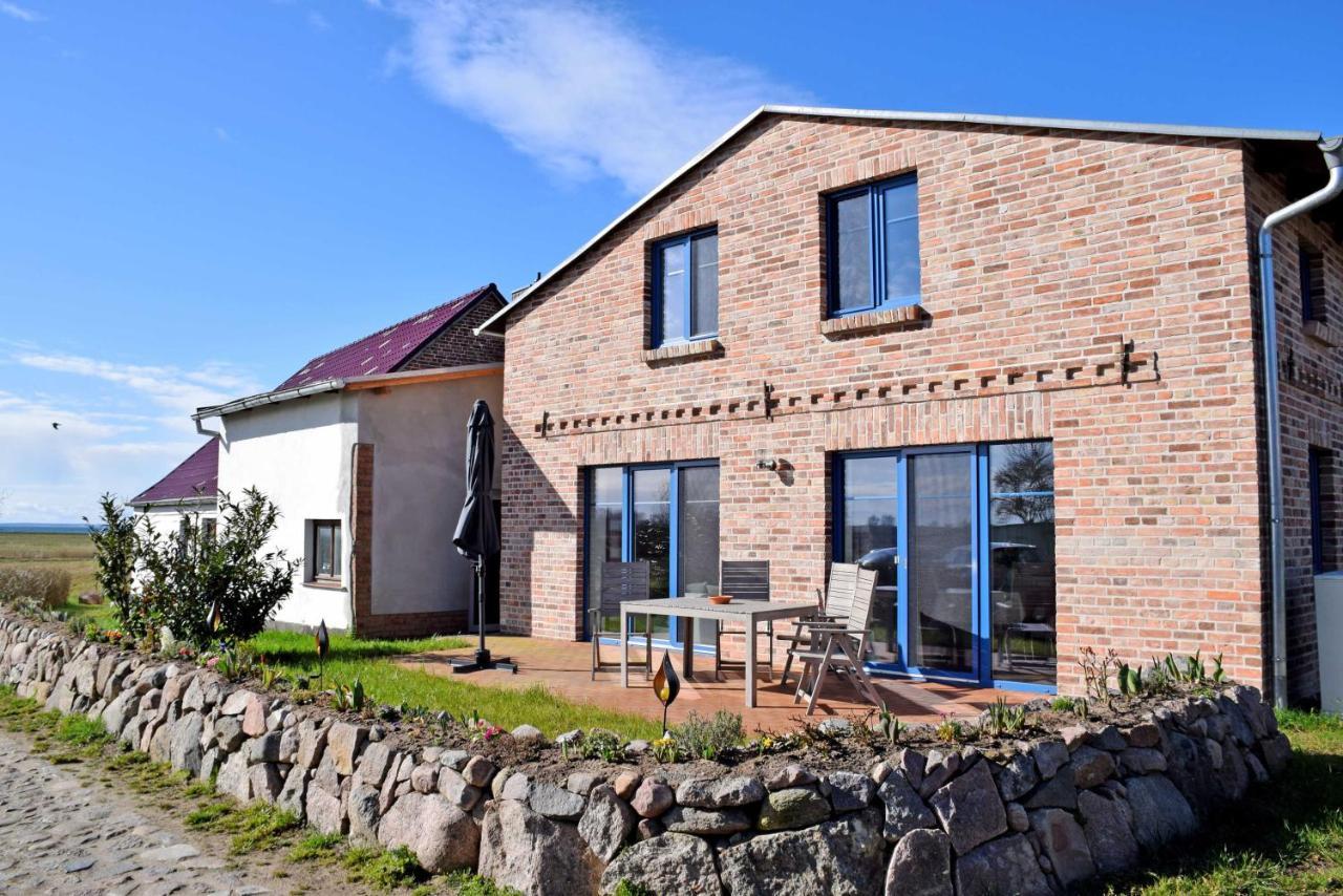 Ferienhaus Zum Boddenstrand Mit Ka Groß Zicker 外观 照片